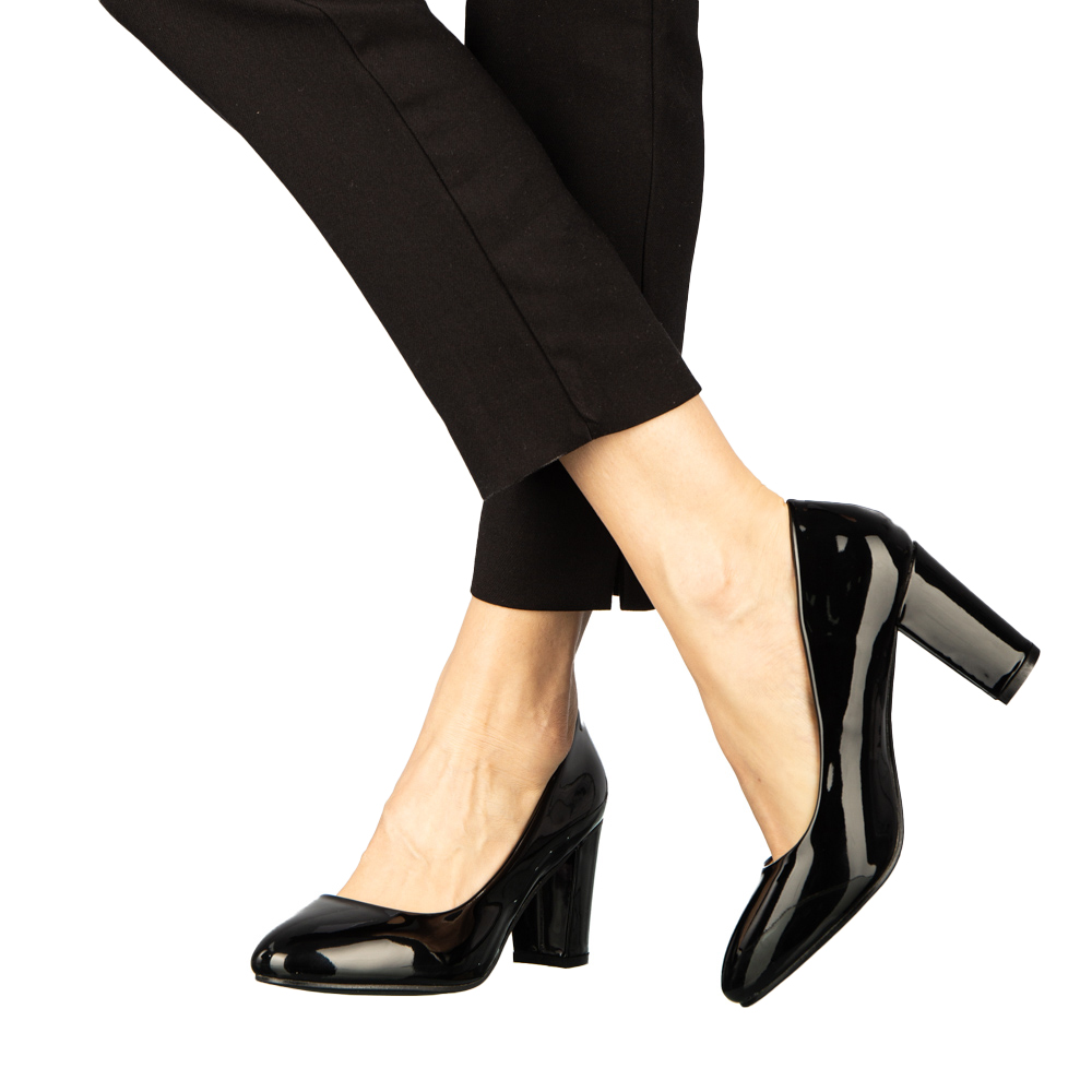 Pantofi dama cu toc negri din piele ecologica Crenta kalapod.net imagine reduceri
